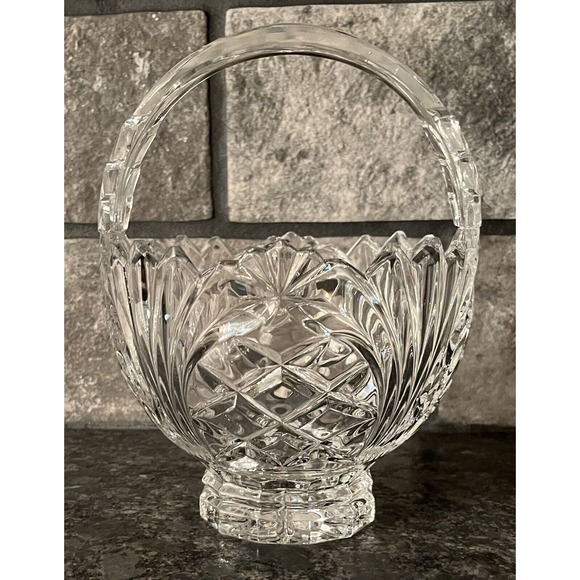 Meredian 8” Crystal Basket by Crystal Clear Industries - Picture 2 of 6